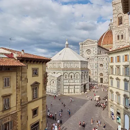 Duomo Luxury Gasthuis 4*