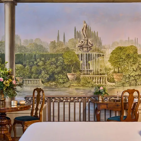Duomo Luxury 4* Florence