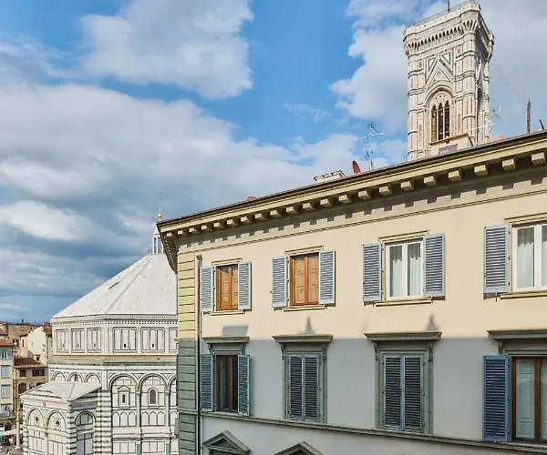 Duomo Luxury Pensionat 4*