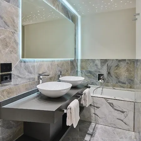 Duomo Luxury 4* Florenz