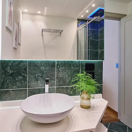 Duomo Luxury Gasthof 4*