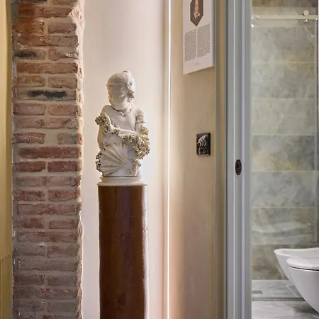 Duomo Luxury 4*