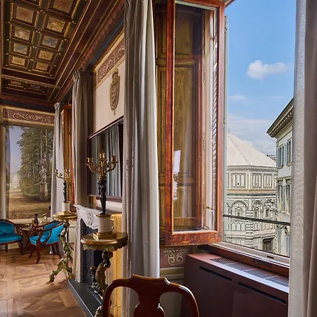 Duomo Luxury 4* Florenz