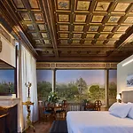 Duomo Luxury 4*