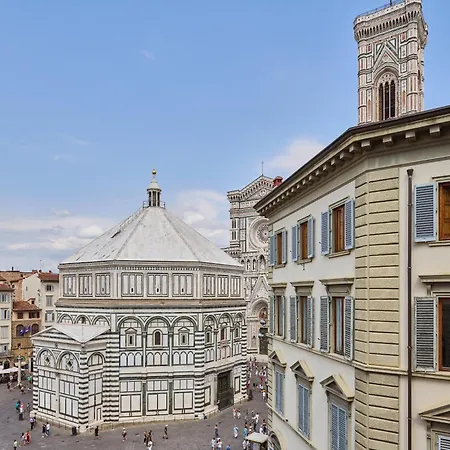 Duomo Luxury ゲストハウス 4*